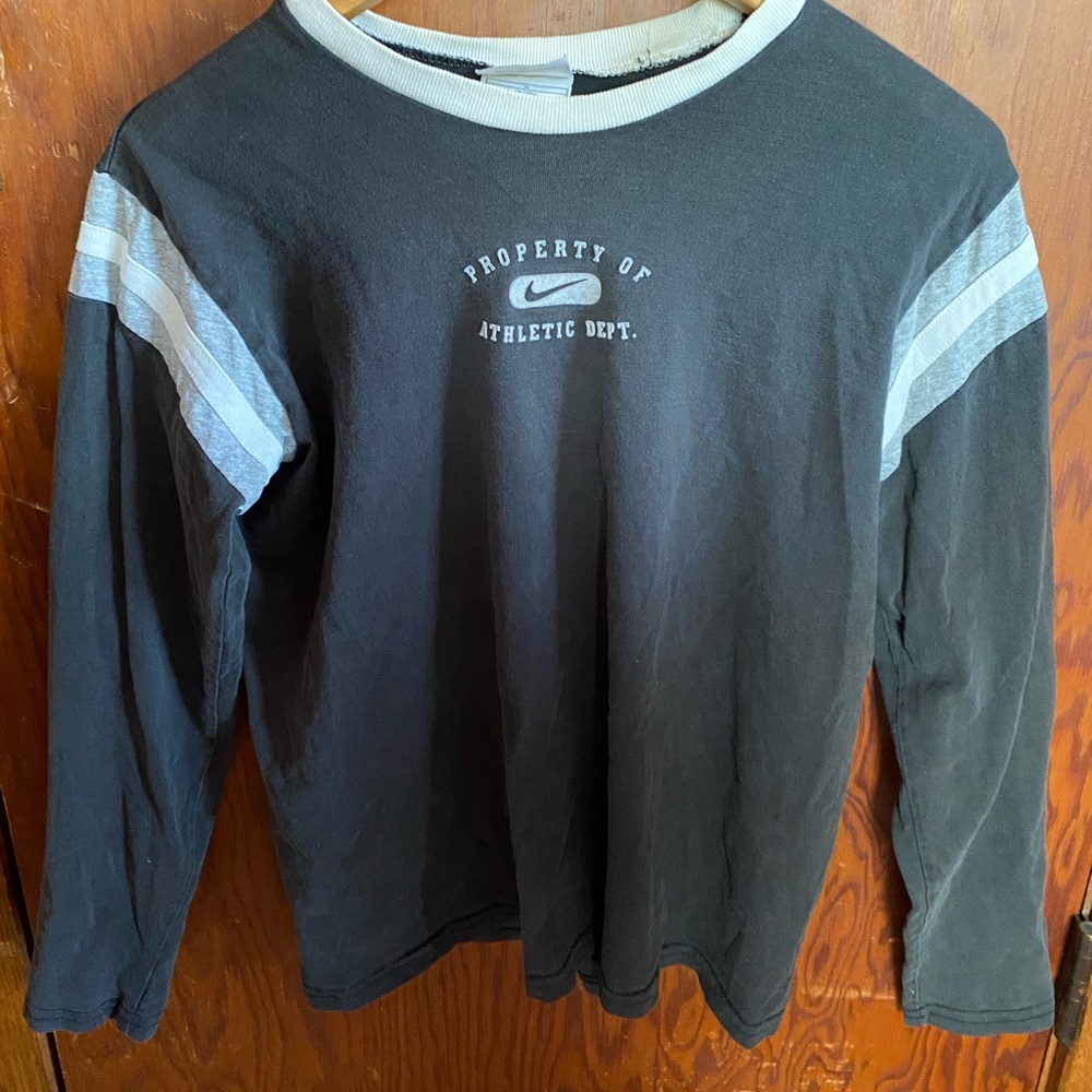 Nike top